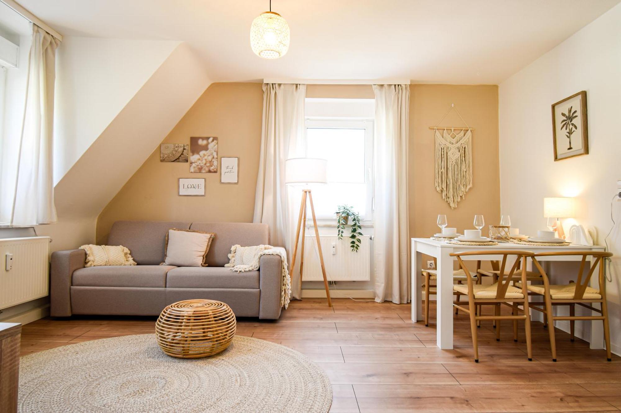 Boho-Apartment - Feel Like Home, Tiny Bathroom & Garage, 60M2 Mühlacker Εξωτερικό φωτογραφία